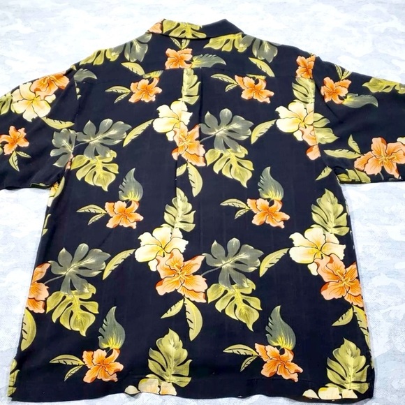 NWOT Jamaica Jaxx “L”, silk Hawaiian button-down, Vacation Mode, Luau, Beachy - Picture 6 of 6